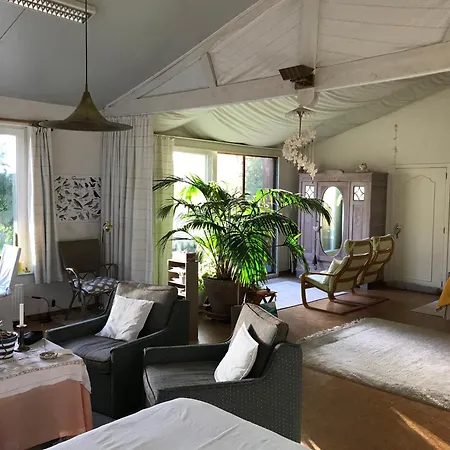 Koornemoezen Bed & Breakfast 4*